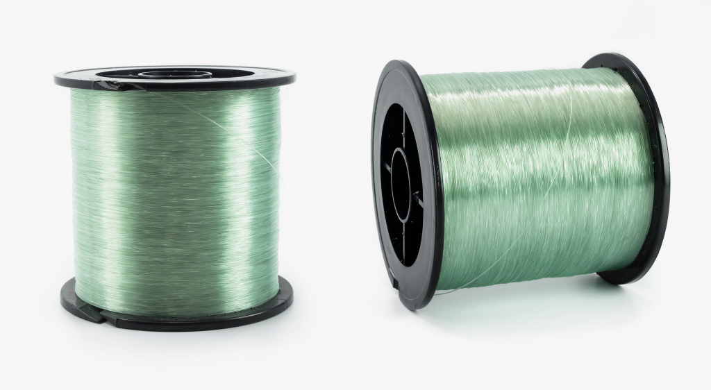 UV-resistant nylon yarn for outdoor textile use